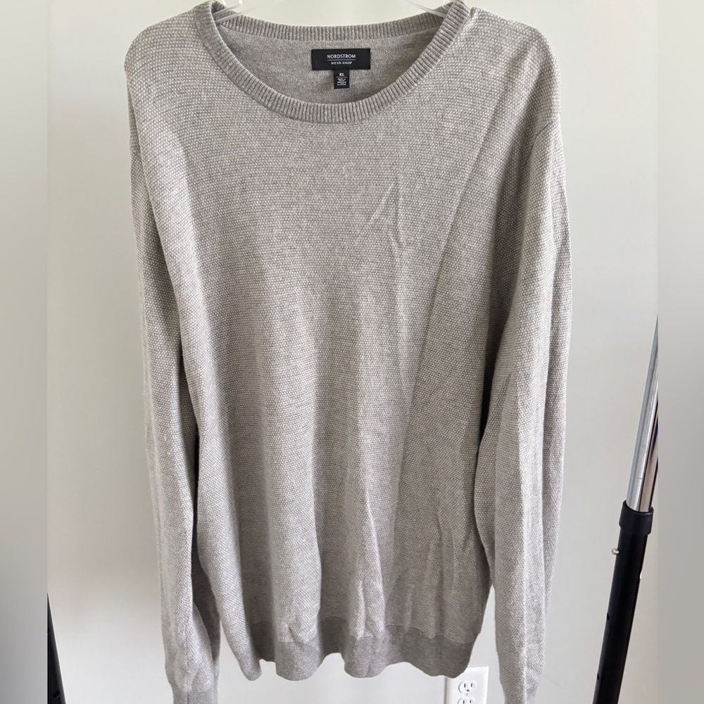 Nordstrom Men's Light Gray Crewneck Wool Sweater